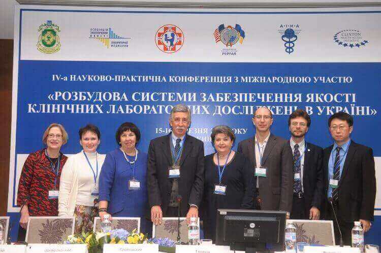 Фахівців лікарні ознайомили з підсумками V науково-практичної конференції з міжнародною участю «Розбудова системи контролю якості клінічних лабораторних досліджень в Україні» детская больница запорожье КНП «Міська дитяча лікарня №5» ЗМР – це єдина у місті Запоріжжі багатопрофільна дитяча лікарня, де сконцентровано всі види надання спеціалізованої медичної допомоги дитячому населенню: стаціонарної, консультативної амбулаторно-поліклінічної та виїзної для інтенсивної терапії новонародженим.