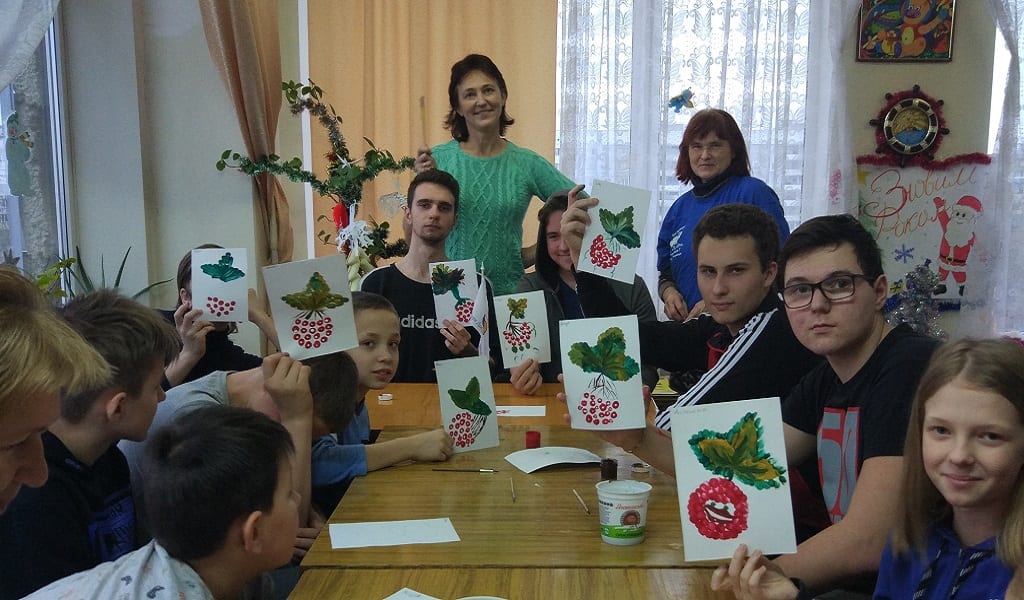 Волонтери «Твори добро, Україно!» прийняли участь в занятті з пацієнтами лікарні детская больница запорожье КНП «Міська дитяча лікарня №5» ЗМР – це єдина у місті Запоріжжі багатопрофільна дитяча лікарня, де сконцентровано всі види надання спеціалізованої медичної допомоги дитячому населенню: стаціонарної, консультативної амбулаторно-поліклінічної та виїзної для інтенсивної терапії новонародженим.