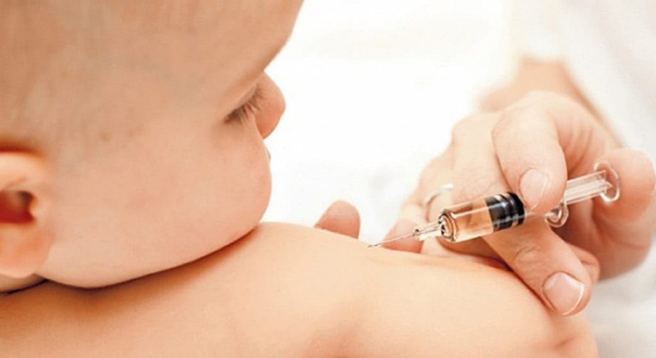 Імунізація в умовах пандемії COVID-19 детская больница запорожье КНП «Міська дитяча лікарня №5» ЗМР – це єдина у місті Запоріжжі багатопрофільна дитяча лікарня, де сконцентровано всі види надання спеціалізованої медичної допомоги дитячому населенню: стаціонарної, консультативної амбулаторно-поліклінічної та виїзної для інтенсивної терапії новонародженим.