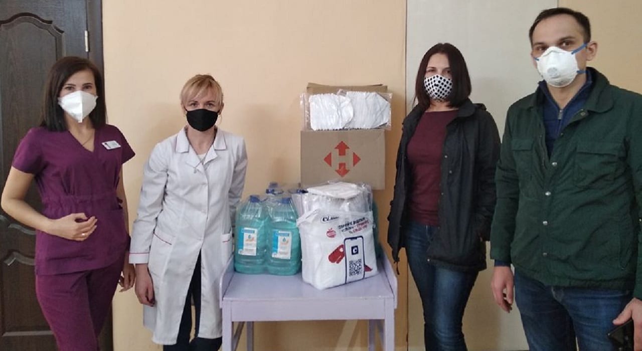 Лікарня отримала допомогу від благодійного фонду «Щаслива дитина» детская больница запорожье КНП «Міська дитяча лікарня №5» ЗМР – це єдина у місті Запоріжжі багатопрофільна дитяча лікарня, де сконцентровано всі види надання спеціалізованої медичної допомоги дитячому населенню: стаціонарної, консультативної амбулаторно-поліклінічної та виїзної для інтенсивної терапії новонародженим.