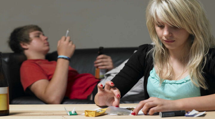 Що робити, якщо підліток вживає наркотики? детская больница запорожье КНП «Міська дитяча лікарня №5» ЗМР – це єдина у місті Запоріжжі багатопрофільна дитяча лікарня, де сконцентровано всі види надання спеціалізованої медичної допомоги дитячому населенню: стаціонарної, консультативної амбулаторно-поліклінічної та виїзної для інтенсивної терапії новонародженим.