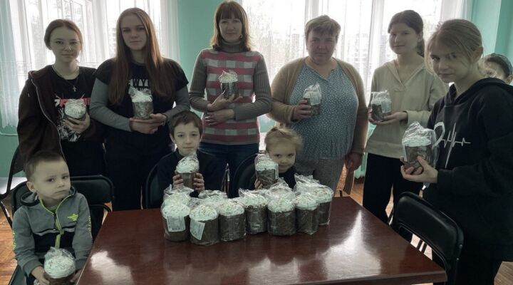 Напередодні свята Великодня пацієнтів лікарні привітали солодкими подарунками детская больница запорожье КНП «Міська дитяча лікарня №5» ЗМР – це єдина у місті Запоріжжі багатопрофільна дитяча лікарня, де сконцентровано всі види надання спеціалізованої медичної допомоги дитячому населенню: стаціонарної, консультативної амбулаторно-поліклінічної та виїзної для інтенсивної терапії новонародженим.