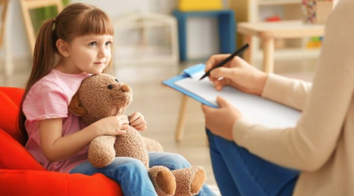 Поради психолога: що потрібно підготувати, повертаючись з дитиною в Україну детская больница запорожье КНП «Міська дитяча лікарня №5» ЗМР – це єдина у місті Запоріжжі багатопрофільна дитяча лікарня, де сконцентровано всі види надання спеціалізованої медичної допомоги дитячому населенню: стаціонарної, консультативної амбулаторно-поліклінічної та виїзної для інтенсивної терапії новонародженим.