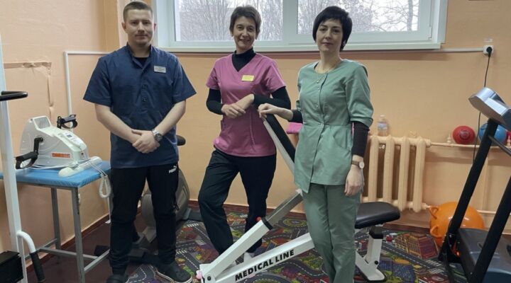 Реабілітація при ДЦП: що потрібно знати батькам детская больница запорожье КНП «Міська дитяча лікарня №5» ЗМР – це єдина у місті Запоріжжі багатопрофільна дитяча лікарня, де сконцентровано всі види надання спеціалізованої медичної допомоги дитячому населенню: стаціонарної, консультативної амбулаторно-поліклінічної та виїзної для інтенсивної терапії новонародженим.