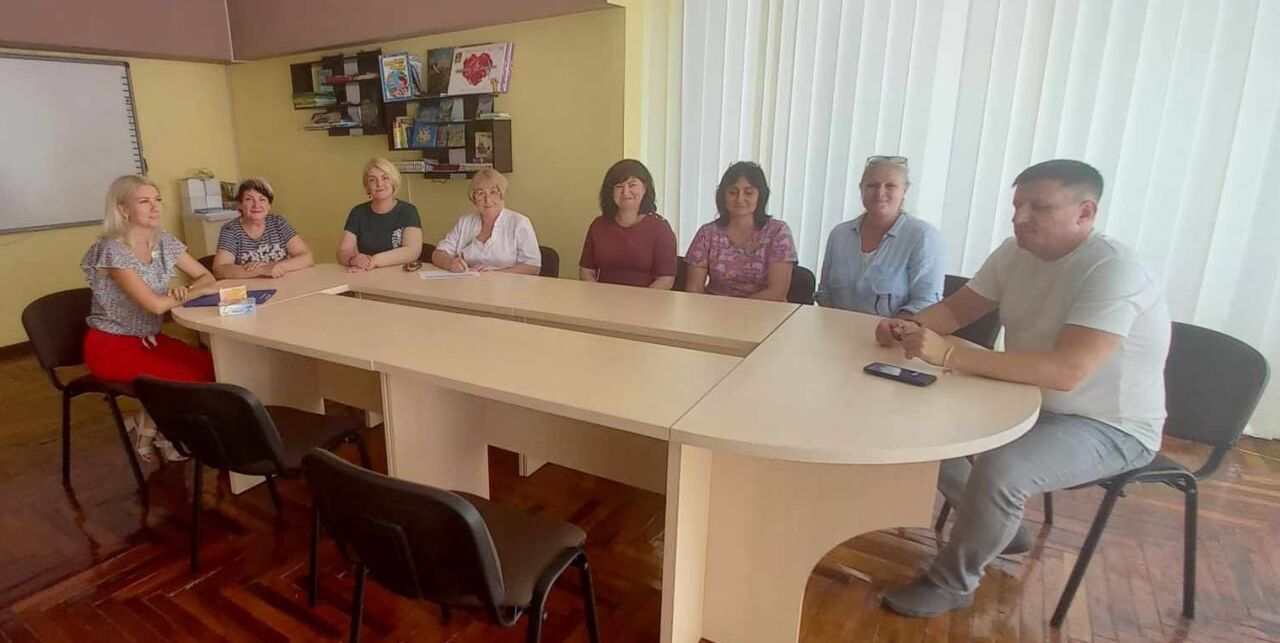 Психологи лікарні приймають участь у проєкті «Посилення спроможності закладів охорони здоров'я та формування стійкості працівників медичної сфери» детская больница запорожье КНП «Міська дитяча лікарня №5» ЗМР – це єдина у місті Запоріжжі багатопрофільна дитяча лікарня, де сконцентровано всі види надання спеціалізованої медичної допомоги дитячому населенню: стаціонарної, консультативної амбулаторно-поліклінічної та виїзної для інтенсивної терапії новонародженим.