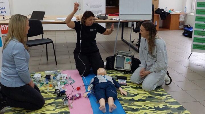 Наші фахівці продовжують навчатись і професійно зростати детская больница запорожье КНП «Міська дитяча лікарня №5» ЗМР – це єдина у місті Запоріжжі багатопрофільна дитяча лікарня, де сконцентровано всі види надання спеціалізованої медичної допомоги дитячому населенню: стаціонарної, консультативної амбулаторно-поліклінічної та виїзної для інтенсивної терапії новонародженим.