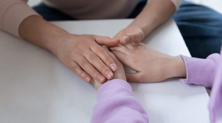 Психологічна допомога дітям та підліткам: турбота про ваш внутрішній світ детская больница запорожье КНП «Міська дитяча лікарня №5» ЗМР – це єдина у місті Запоріжжі багатопрофільна дитяча лікарня, де сконцентровано всі види надання спеціалізованої медичної допомоги дитячому населенню: стаціонарної, консультативної амбулаторно-поліклінічної та виїзної для інтенсивної терапії новонародженим.