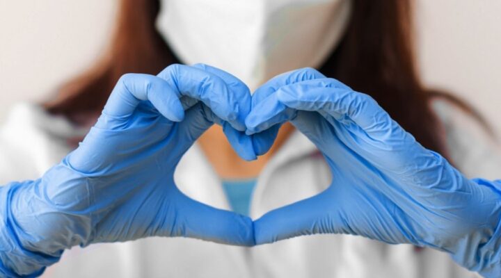 День медичної сестри: маленьке свято великих сердець детская больница запорожье КНП «Міська дитяча лікарня №5» ЗМР – це єдина у місті Запоріжжі багатопрофільна дитяча лікарня, де сконцентровано всі види надання спеціалізованої медичної допомоги дитячому населенню: стаціонарної, консультативної амбулаторно-поліклінічної та виїзної для інтенсивної терапії новонародженим.