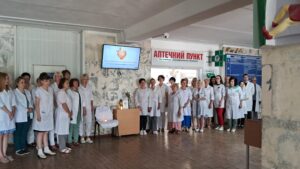 "Посвіт пам'яті": ті, хто боровся до останнього подиху детская больница запорожье КНП «Міська дитяча лікарня №5» ЗМР – це єдина у місті Запоріжжі багатопрофільна дитяча лікарня, де сконцентровано всі види надання спеціалізованої медичної допомоги дитячому населенню: стаціонарної, консультативної амбулаторно-поліклінічної та виїзної для інтенсивної терапії новонародженим.