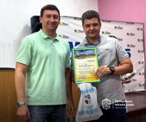 27 липня - День медичного працівника детская больница запорожье КНП «Міська дитяча лікарня №5» ЗМР – це єдина у місті Запоріжжі багатопрофільна дитяча лікарня, де сконцентровано всі види надання спеціалізованої медичної допомоги дитячому населенню: стаціонарної, консультативної амбулаторно-поліклінічної та виїзної для інтенсивної терапії новонародженим. 27 липня - День медичного працівника детская больница запорожье КНП «Міська дитяча лікарня №5» ЗМР – це єдина у місті Запоріжжі багатопрофільна дитяча лікарня, де сконцентровано всі види надання спеціалізованої медичної допомоги дитячому населенню: стаціонарної, консультативної амбулаторно-поліклінічної та виїзної для інтенсивної терапії новонародженим.