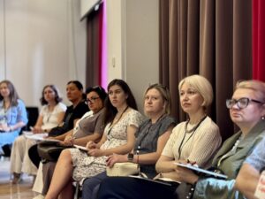 Захист дітей в медичній практиці: тренінг від IRC детская больница запорожье КНП «Міська дитяча лікарня №5» ЗМР – це єдина у місті Запоріжжі багатопрофільна дитяча лікарня, де сконцентровано всі види надання спеціалізованої медичної допомоги дитячому населенню: стаціонарної, консультативної амбулаторно-поліклінічної та виїзної для інтенсивної терапії новонародженим.