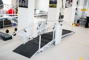 Взірець сучасної моделі реабілітації: візит до Superhumans Center у Дніпрі детская больница запорожье КНП «Міська дитяча лікарня №5» ЗМР – це єдина у місті Запоріжжі багатопрофільна дитяча лікарня, де сконцентровано всі види надання спеціалізованої медичної допомоги дитячому населенню: стаціонарної, консультативної амбулаторно-поліклінічної та виїзної для інтенсивної терапії новонародженим.
