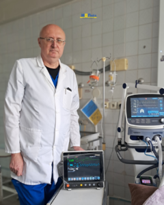 Анестезіолог - незамінний учасник операційної команди детская больница запорожье КНП «Міська дитяча лікарня №5» ЗМР – це єдина у місті Запоріжжі багатопрофільна дитяча лікарня, де сконцентровано всі види надання спеціалізованої медичної допомоги дитячому населенню: стаціонарної, консультативної амбулаторно-поліклінічної та виїзної для інтенсивної терапії новонародженим.