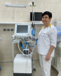 Анестезіолог - незамінний учасник операційної команди детская больница запорожье КНП «Міська дитяча лікарня №5» ЗМР – це єдина у місті Запоріжжі багатопрофільна дитяча лікарня, де сконцентровано всі види надання спеціалізованої медичної допомоги дитячому населенню: стаціонарної, консультативної амбулаторно-поліклінічної та виїзної для інтенсивної терапії новонародженим.