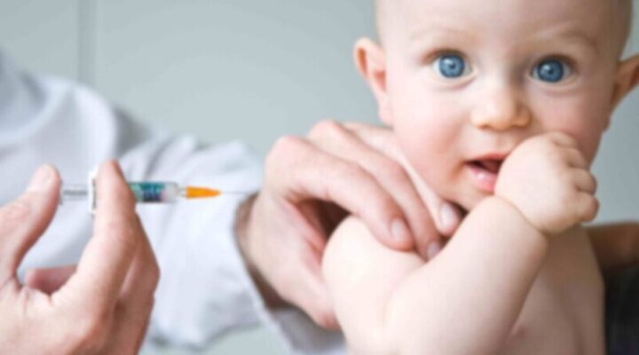 Чи безпечна вакцинація для дітей в сезон грипу? детская больница запорожье КНП «Міська дитяча лікарня №5» ЗМР – це єдина у місті Запоріжжі багатопрофільна дитяча лікарня, де сконцентровано всі види надання спеціалізованої медичної допомоги дитячому населенню: стаціонарної, консультативної амбулаторно-поліклінічної та виїзної для інтенсивної терапії новонародженим.