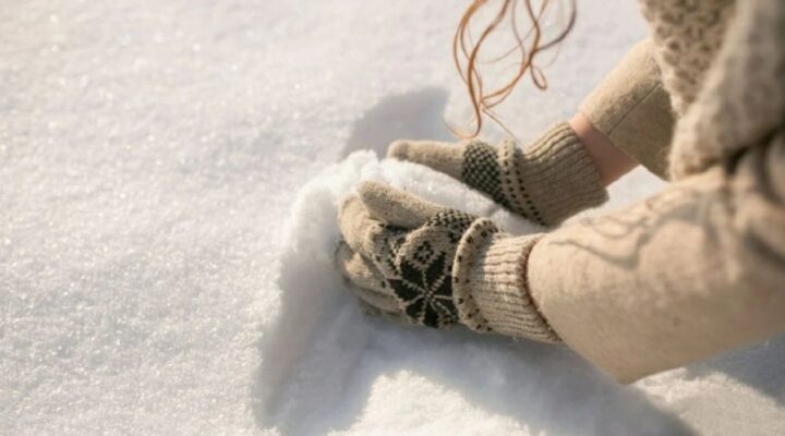 Як зберегти здоров'я взимку?: довідник з рекомендаціями детская больница запорожье КНП «Міська дитяча лікарня №5» ЗМР – це єдина у місті Запоріжжі багатопрофільна дитяча лікарня, де сконцентровано всі види надання спеціалізованої медичної допомоги дитячому населенню: стаціонарної, консультативної амбулаторно-поліклінічної та виїзної для інтенсивної терапії новонародженим.